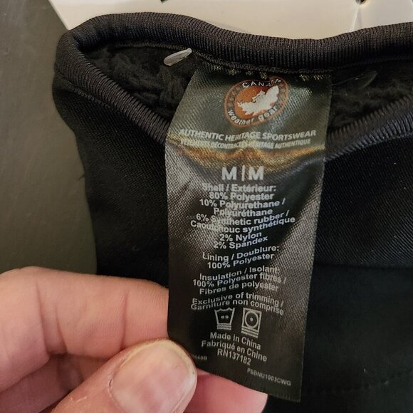 Canada Weather Gear Black Fleece Lined Touch Compatible Gloves Size Medium - Picture 4 of 4